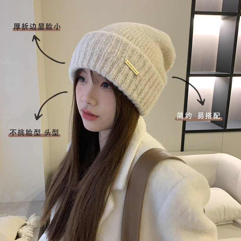  Mũ Len Dệt Kim Dáng Rộng Phối Nhãn Kim Loại Thời Trang Thu Đông Dễ Phối Đồ Cho Nam Và Nữ